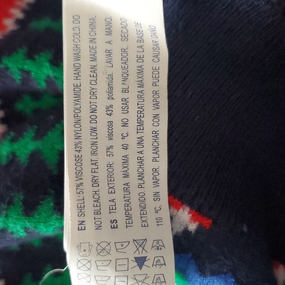 Forever 21 Christmas Ugly Sweater Snow Cool Multi-color Size Small - Picture 8 of 8